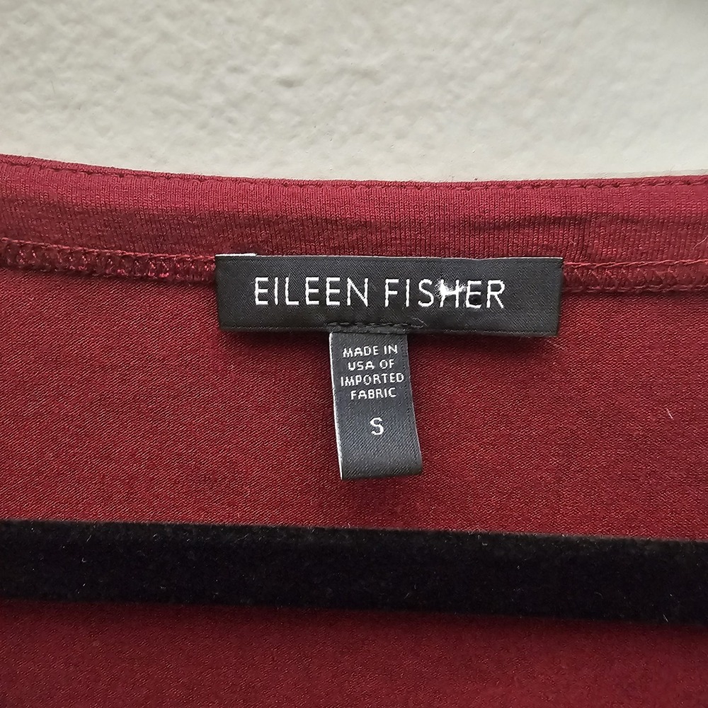 Eileen Fisher Women Small Red Burgundy Top‎ V-Neck 3/4 Sleeve Asymmetric Hem - Picture 5 of 7